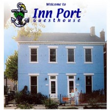 Inn Port Bed and Breakfast Suites