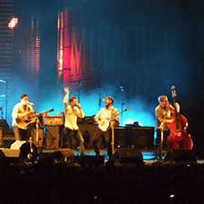 Mumford & Sons Gentlemen of the Road Stopover