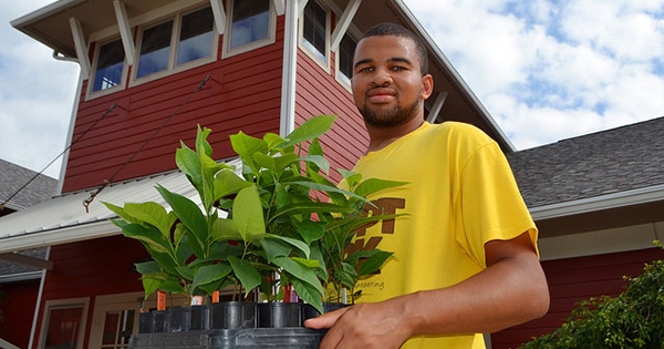 MetroParks youth volunteer earns top honor from the Ohio Parks and Recreation Association