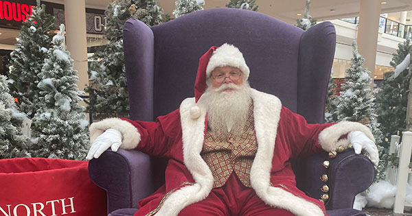 Santa's Arrival at The Mall at Fairfield Commons