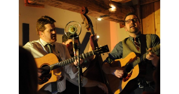 The Surly Gentlemen LIVE at Star City Brewery