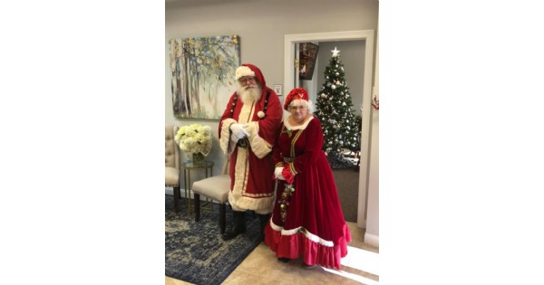 Santa is coming to City Barbeque, Centerville