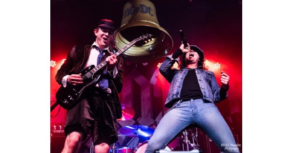 Thunderstruck - AC/DC Tribute with Mad Hatter