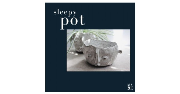 Sleepy Pot | Hand building with Clay