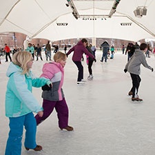 MetroParks Ice Rink opens Thanksgiving weekend