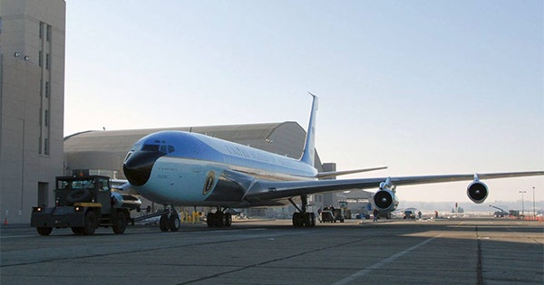 Presidential Aircraft On The Move