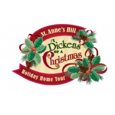 A Dickens of a Christmas: Holiday Home Tour