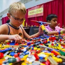 BrickUniverse Dayton LEGO Fan Convention