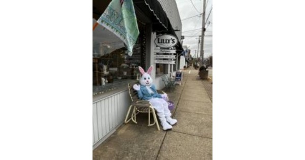 Meet The Easter Bunny in Waynesville, Ohio