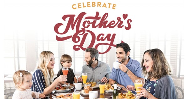 Mother's Day at Mimi's Café