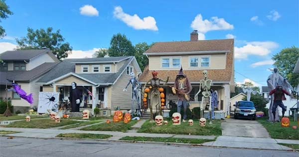 Must-See Halloween Yard Displays around Dayton