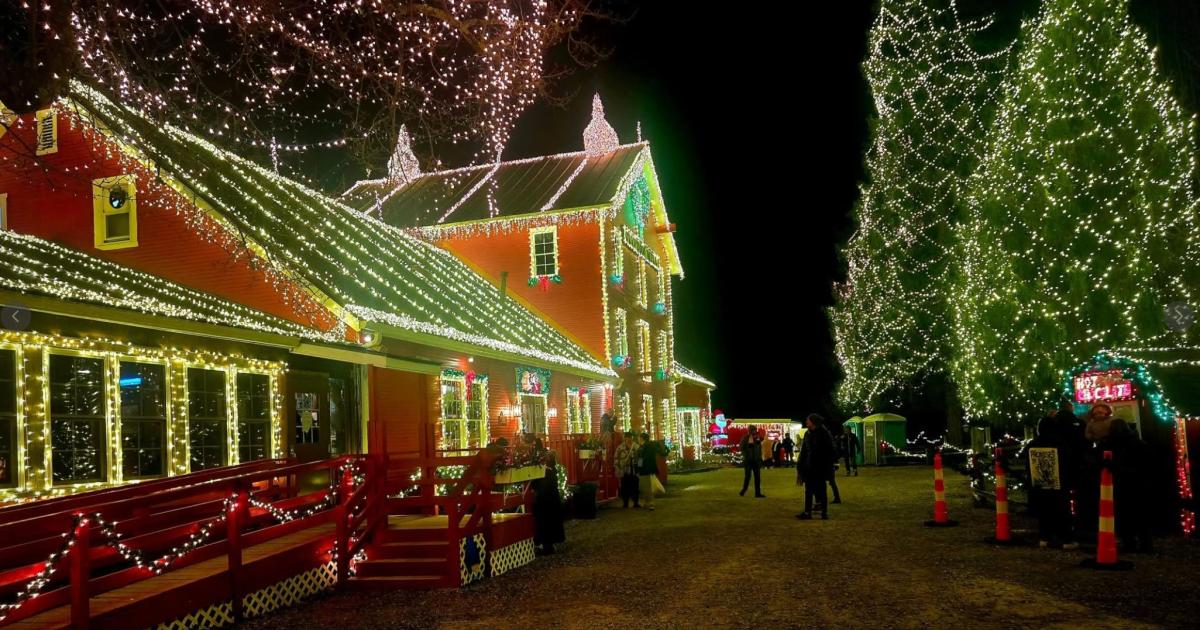 Clifton Mill Christmas Lights