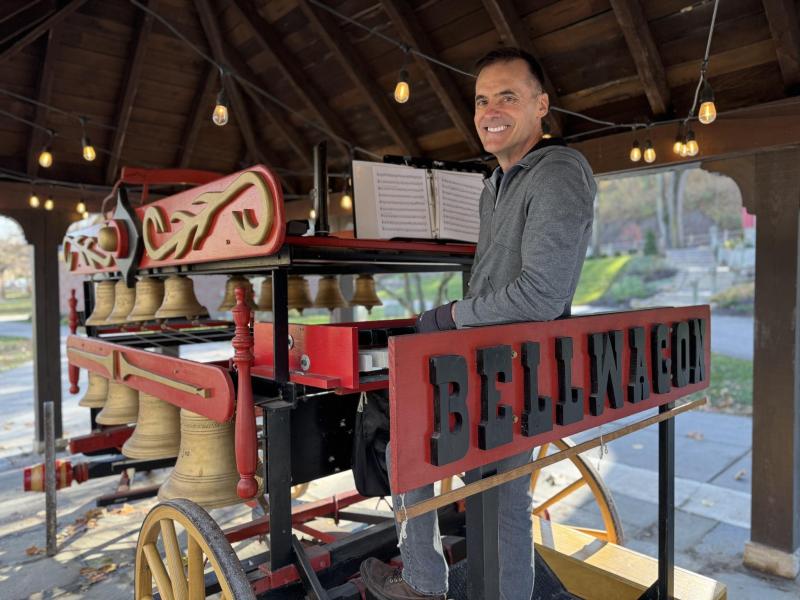 Bell wagon holiday concerts