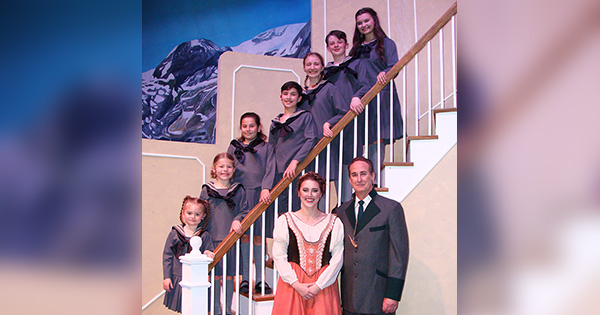 Review: The Sound of Music at LaComedia