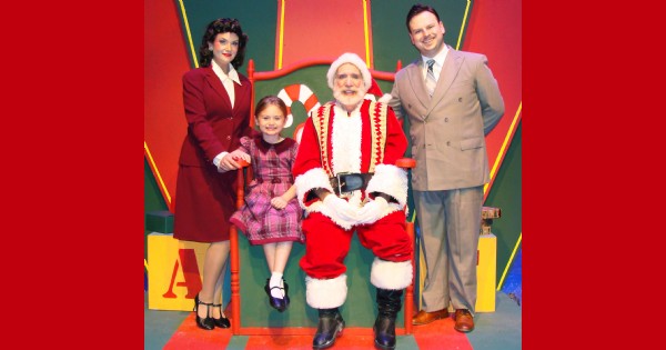 Review: Miracle on 34th Street at LaComedia