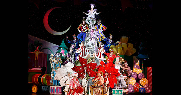 Cirque Dreams Holidaze