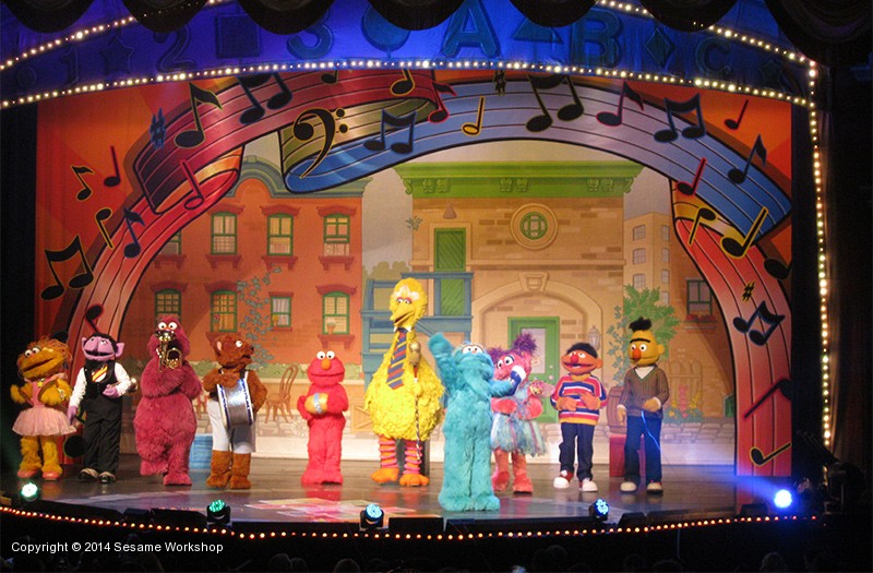 Elmo Makes Music & Sesame Street Live