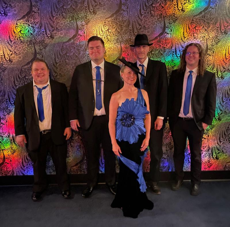 FREE Live Music from Heather & The Swing Set