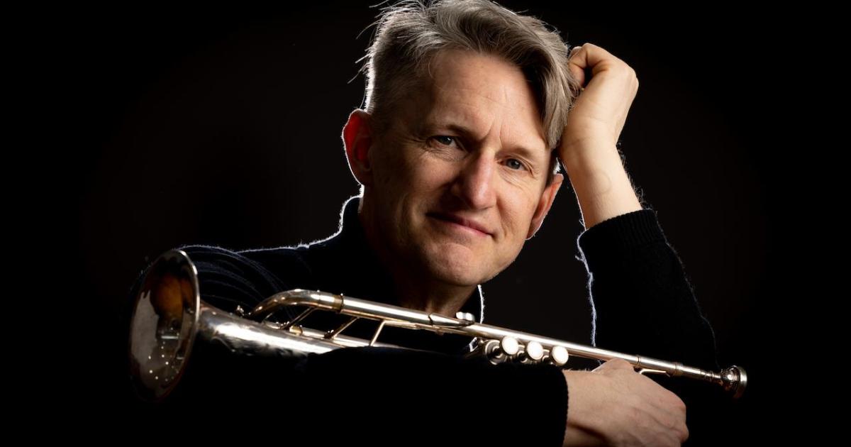 Singer/trumpet Jimmy Leach