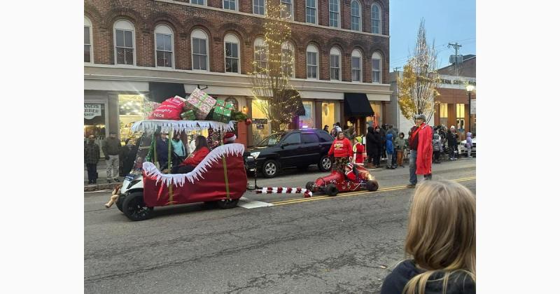 Downtown Tipp City Christmas Parade & Tree Lighting Event