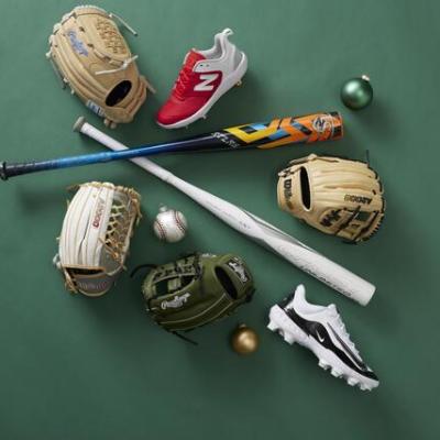 Homerun the Holidays - Dick's House of Sport