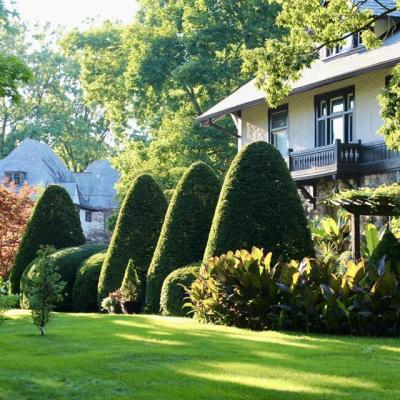 Grafton Hill Home, Garden & Historic Auto Show