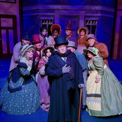 La Comedia's All-Star 'Scrooge' is a Christmas Miracle