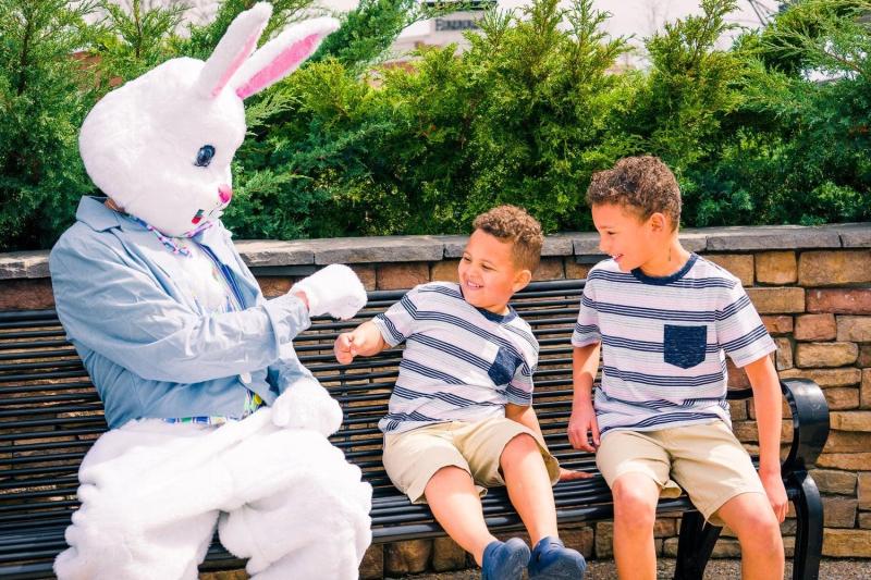 Easter Bunny at Austin Landing